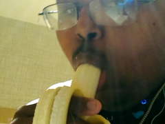 Banana challenge yaaaaas.